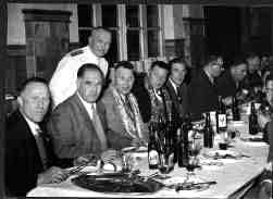 Flandriens op het jubileumfeest van de Ronde van Vlaanderen, 1952. 