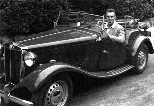 Dat was ook Rik Coppens die ervan hield met mooie wagens te flaneren.