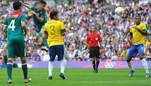 adat Oribe Peralta de 2-1 binnenkopte kon het Mexicaanse team de Olympische zege vieren.