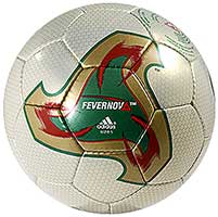 De officiële bal in Japan en Zuid-Korea, de Fenernova. 
