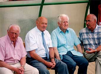 samen met Buzánszky Jenõ