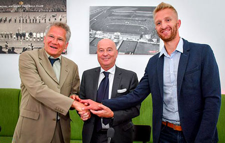 László trainer bij Antwerp FC.