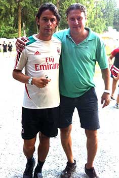 Duró József in 2012, samen met de Italiaanse stervoetballer, Filippo Inzaghi.