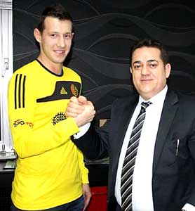 ... bij Eskişehirspor...