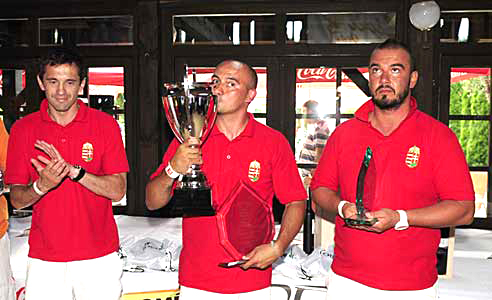 De Hongaarse Footgolfploeg. 