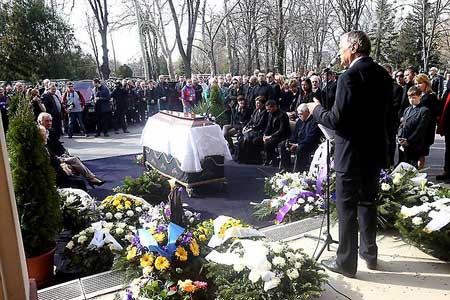 Begrafenis van Fekete met toespraak van Dunai Antal.