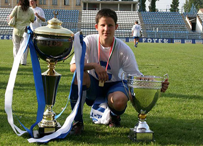 Gál Tímea bij MTK als Kampioen en Bekerwinnaar 2004.