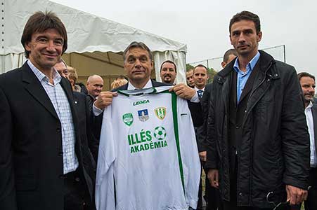 Illés Béla en Halmai Gábor ontvingen het bezoek van Eerste Minister Orbán Viktor op de Akadémia.