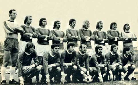 Het team van Landskampioen Újpesti Dózsa 1974-75