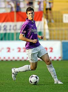 Korcsmár Zolt bij Újpest FC.