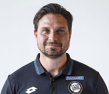 Szabics Imre als coach bij Sturm Graz.