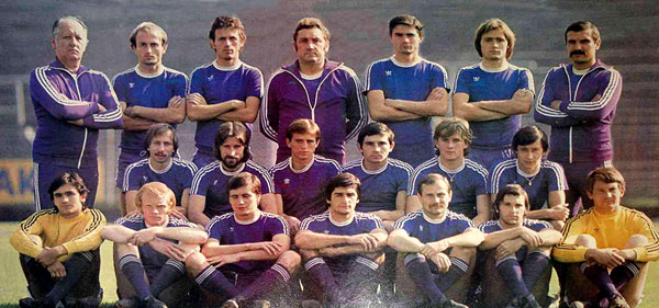 Fekete László met het team Újpest Dózsa 1977.