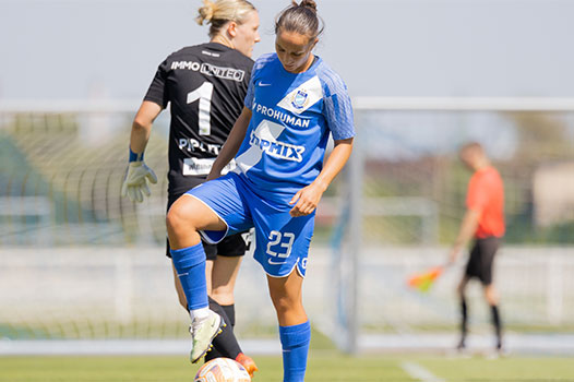 Vágó Fanny opnieuw in de kleuren van MTK Budapest.