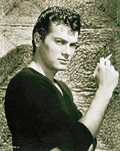 Tony Curtis.