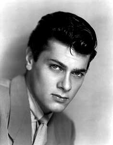 Tony Curtis.