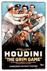 Houdini in één van zijn films, The Grim Game.