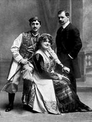 Lehár Franz met M. Günther als Hanna Glawari en L. Treumann als Graaf Danilo in 'Die Lustige Witwe' in 1934.