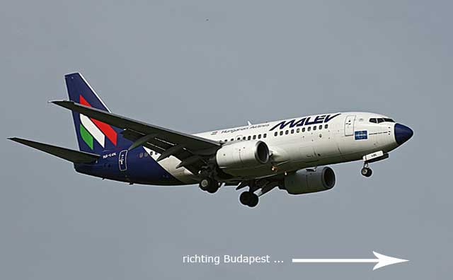 Boeing 737-600 MALÉV.