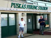 Stadion Puskás Ferenc,  in bewondering.