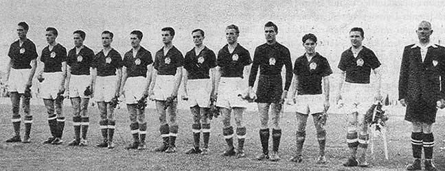 Het Hongaarse elftal voor de wedstrijd tegen Polen op 4 juni 1950.